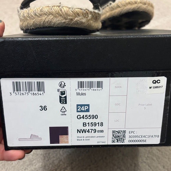 CHANEL Black and Gold Espadrille Sandals - Picture 2 of 9